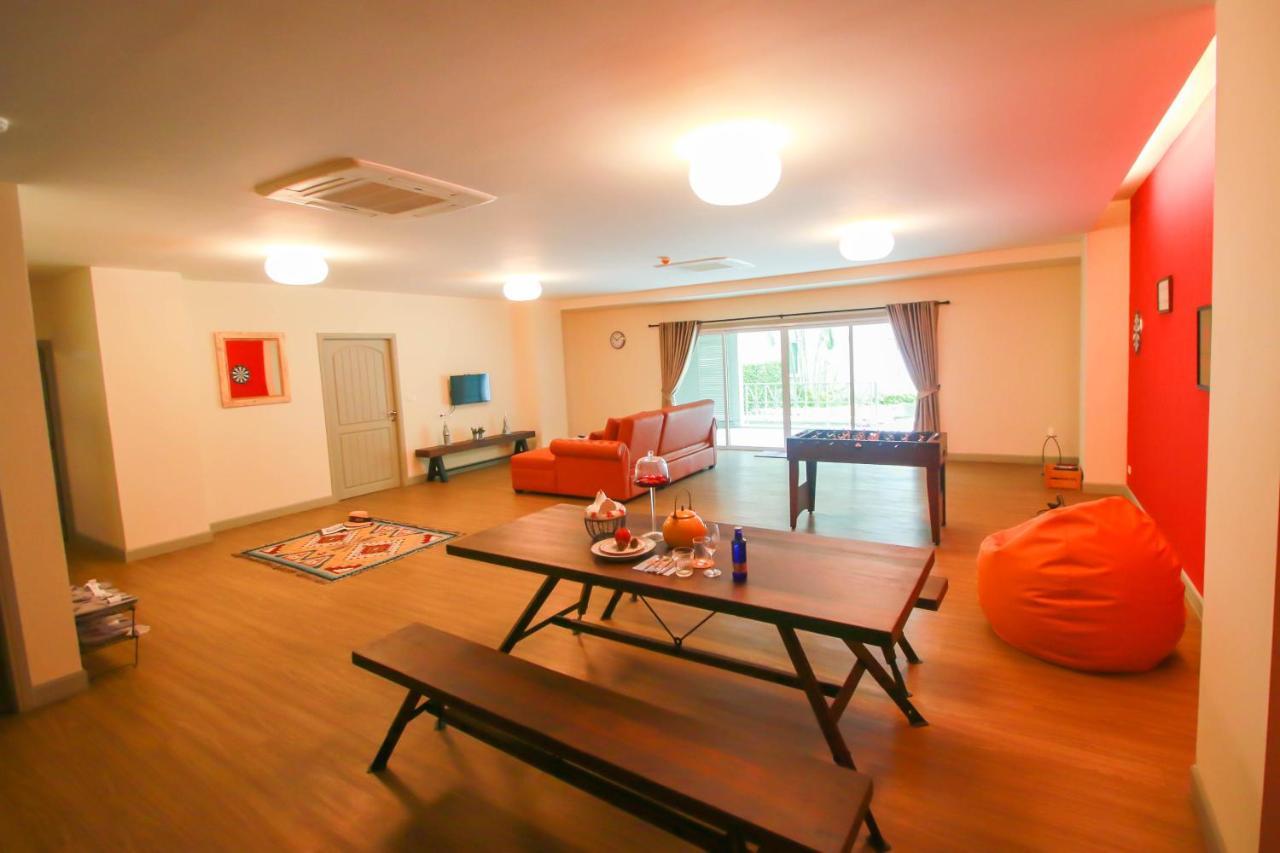 Appartamento Baan Rub Lom By Jane Pak Chong Esterno foto