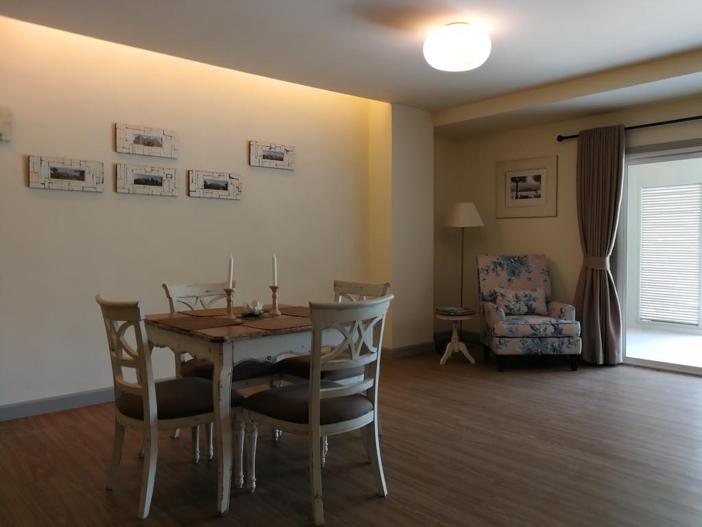 Appartamento Baan Rub Lom By Jane Pak Chong Esterno foto